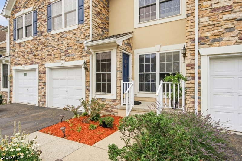 Lakeside - Residential