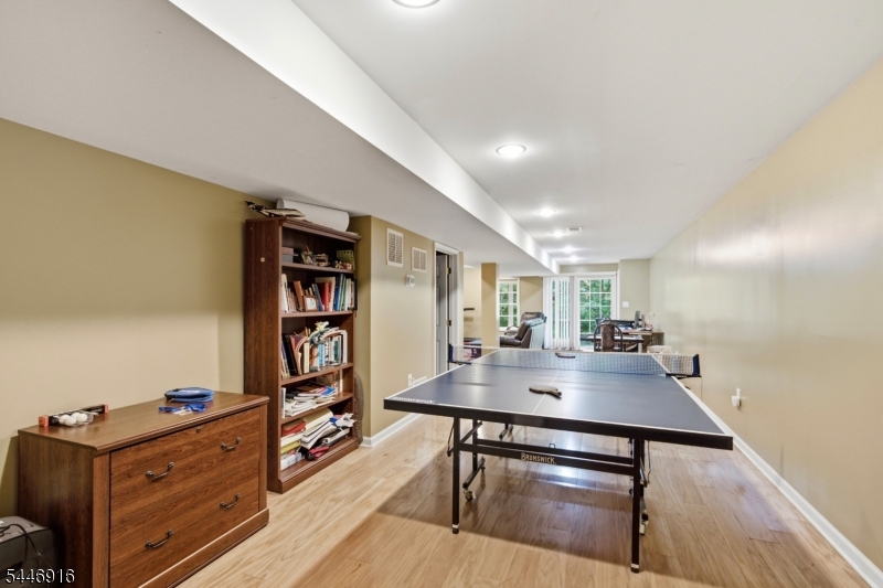 Lakeside - Residential