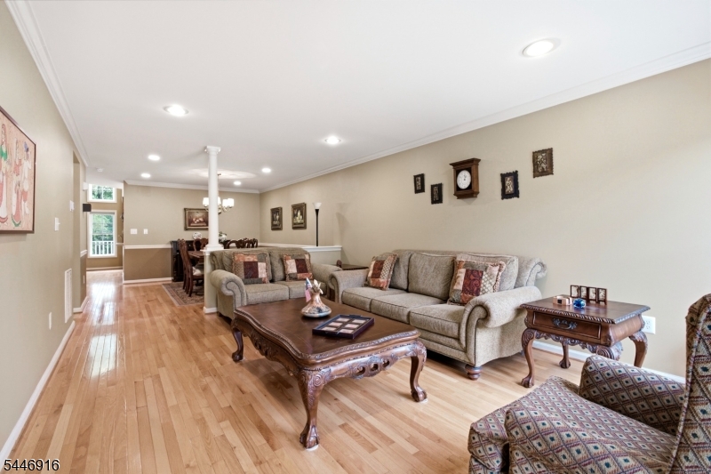 Lakeside - Residential