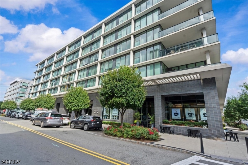 Port Imperial - Residential