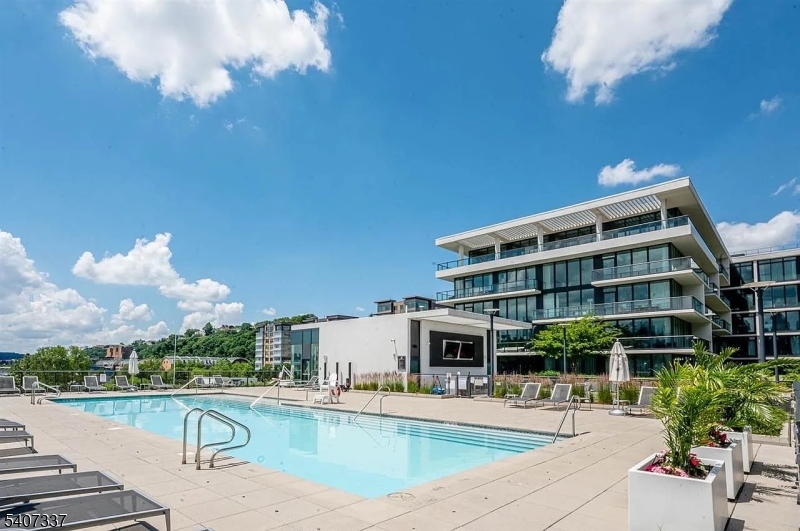 Port Imperial - Residential