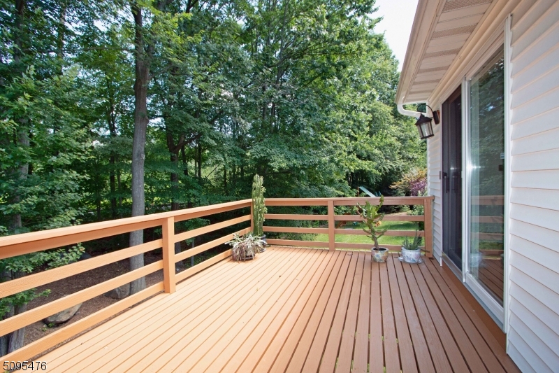 RAINBOW LAKES - Residential