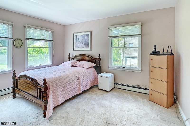 RAINBOW LAKES - Residential