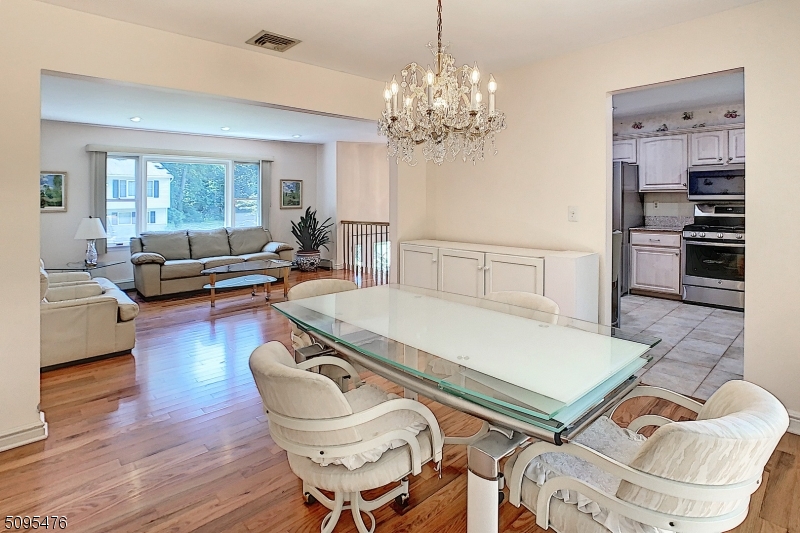 RAINBOW LAKES - Residential