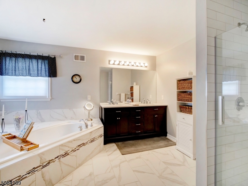 Hunter's Ridge - Residential