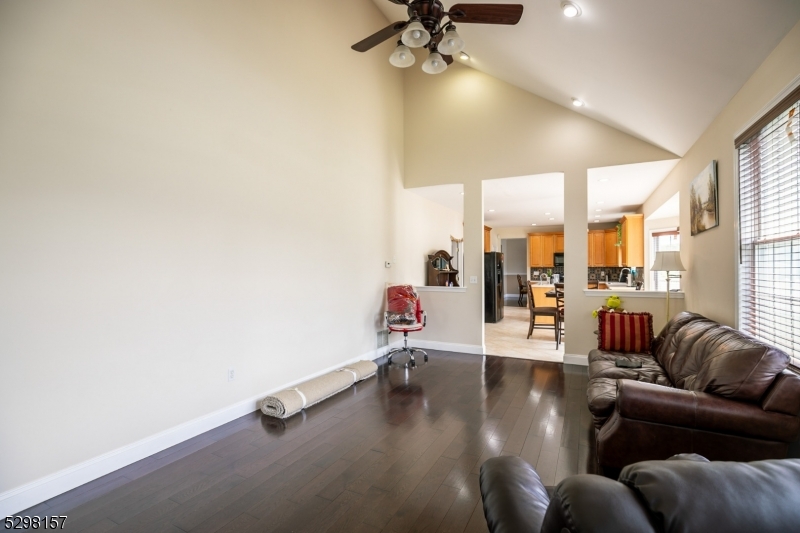 Lake Nelson - Residential Lease