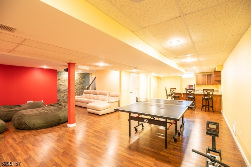 Lake Nelson - Residential Lease