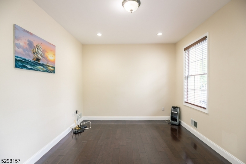 Lake Nelson - Residential Lease