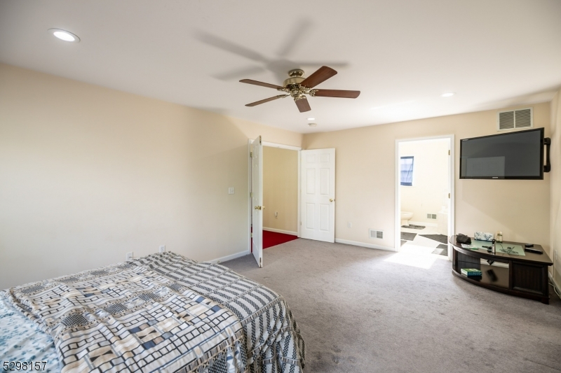 Lake Nelson - Residential Lease