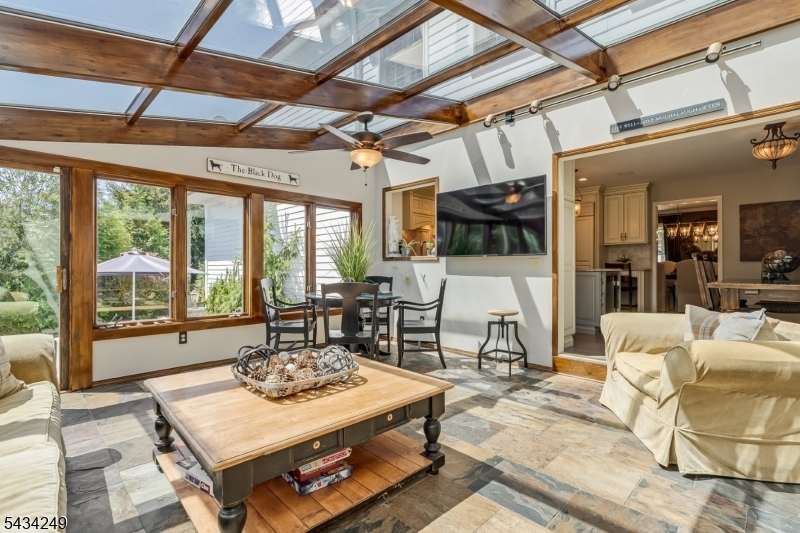 Prince Edward Pointe - Residential