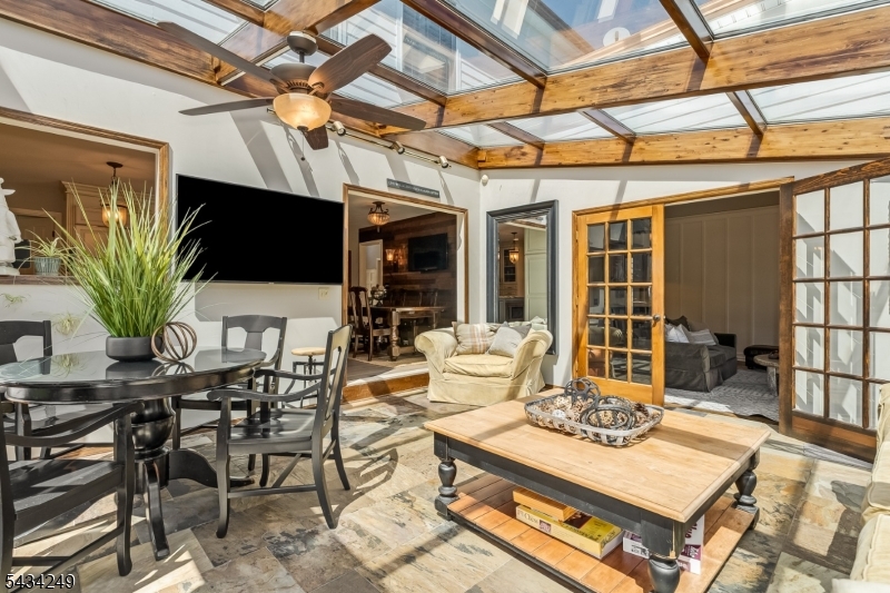 Prince Edward Pointe - Residential