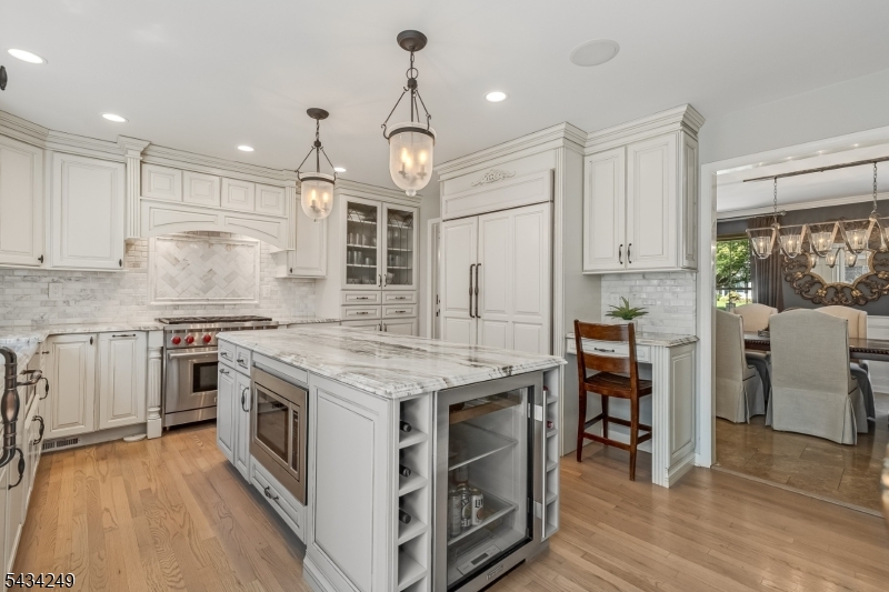 Prince Edward Pointe - Residential