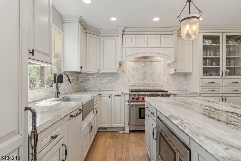 Prince Edward Pointe - Residential