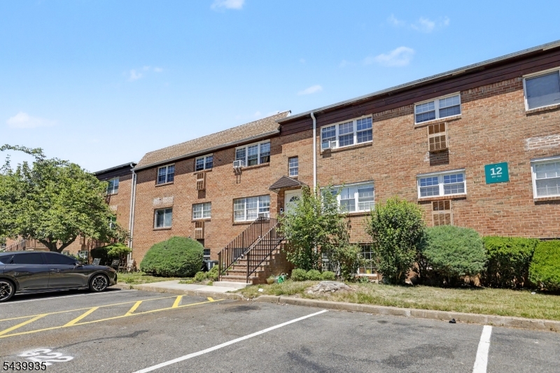 College Drive - Residential