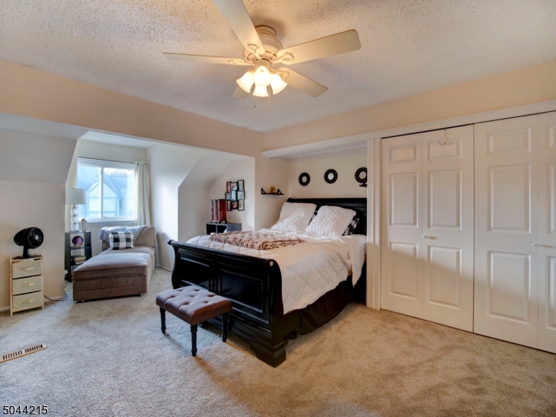 THE MEADOWS - Residential