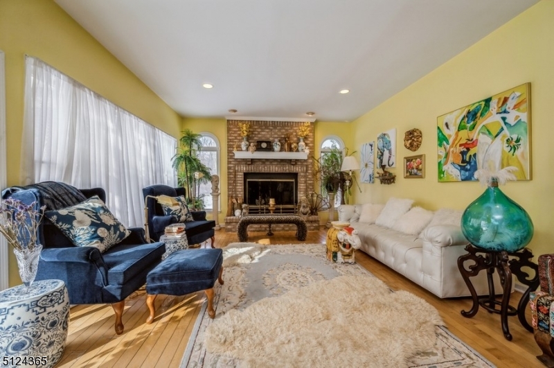 Meadow Oak Estates - Residential