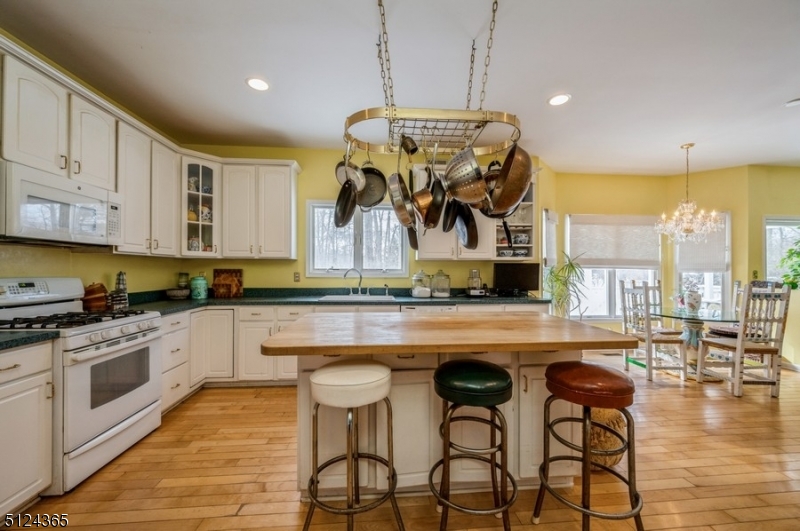 Meadow Oak Estates - Residential
