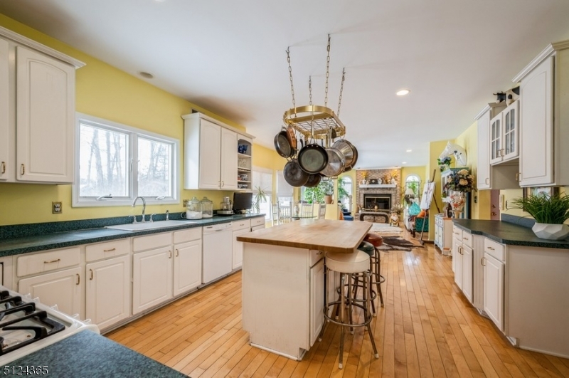 Meadow Oak Estates - Residential