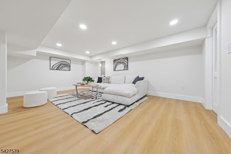 UPPER GREGORY - Residential
