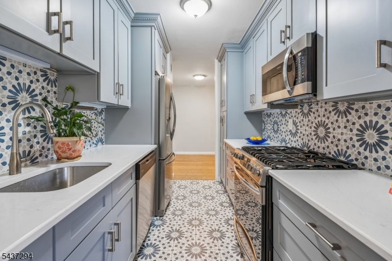 Upper Montclair - Residential