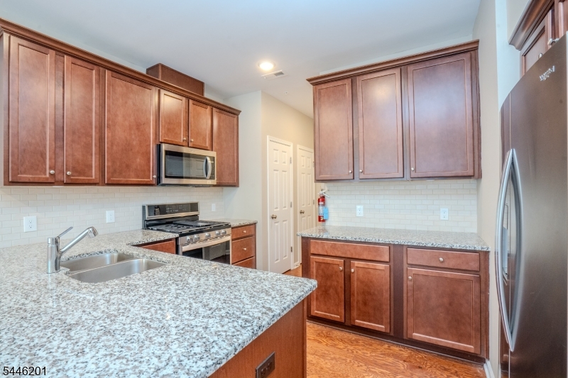 Somerville Station - Residential Lease