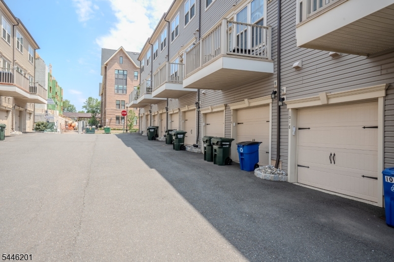Somerville Station - Residential Lease