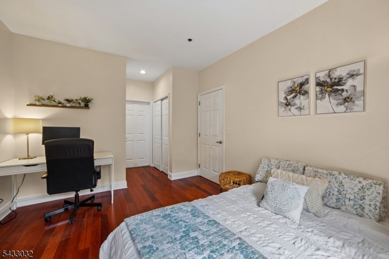 Port Imperial - Residential