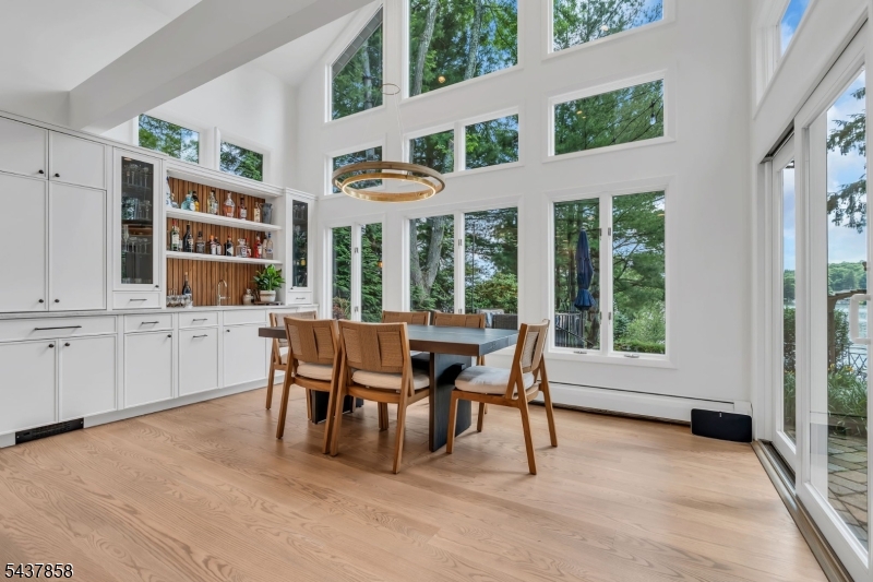 Pine Tree Point - Residential