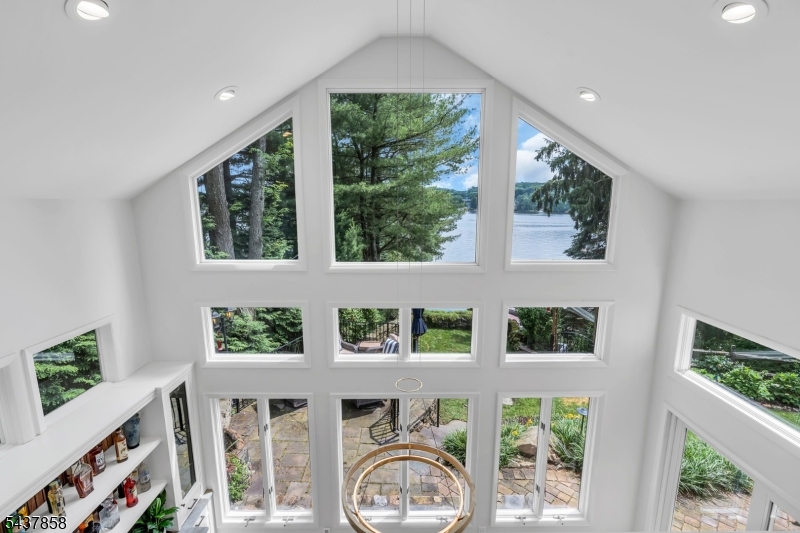 Pine Tree Point - Residential