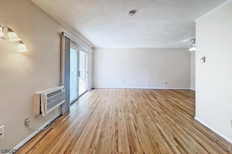 Cedarbrook - Residential