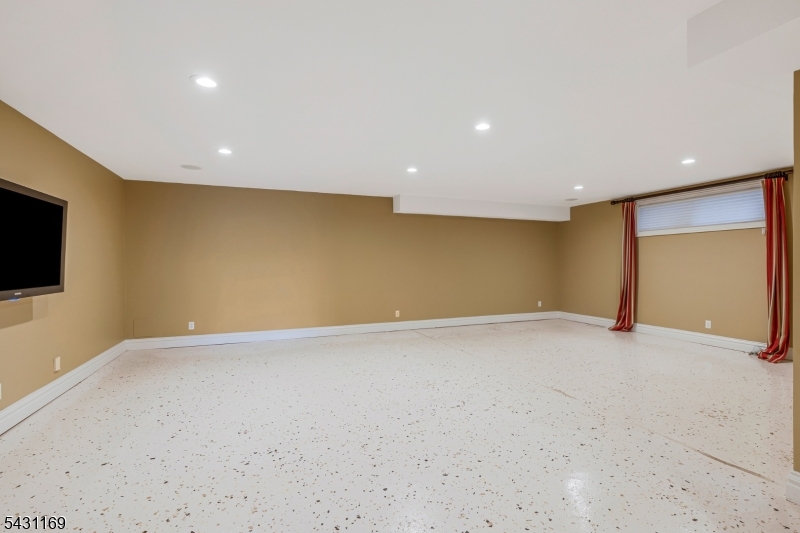 Bernardsville Mountain - Residential