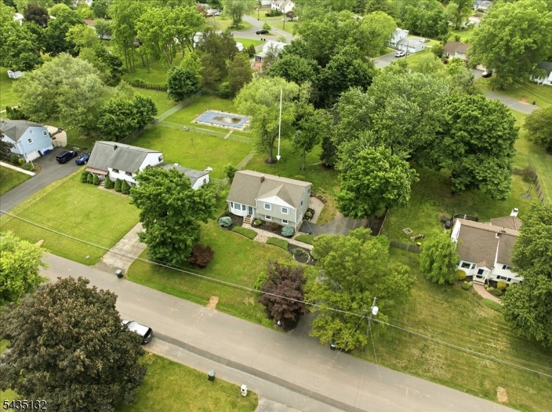 GREEN HILLS - Residential