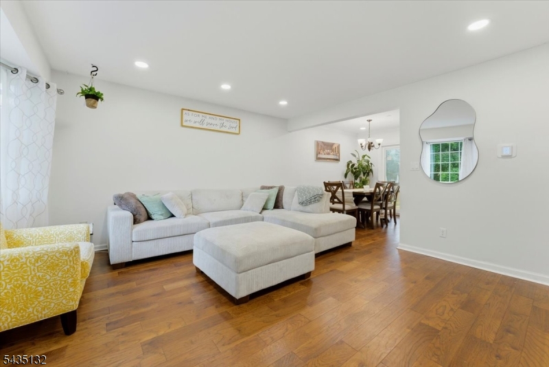 GREEN HILLS - Residential