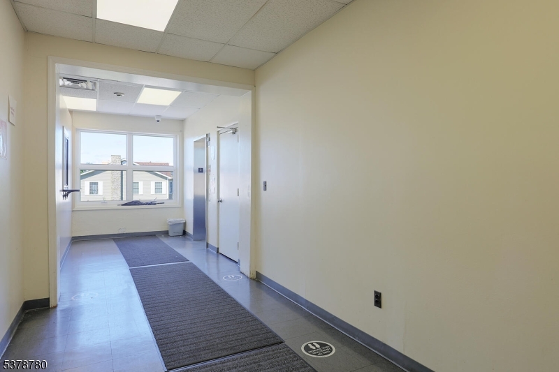Medical/Professional Office - Commercial Sale