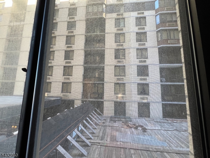 World Plaza - Residential Lease