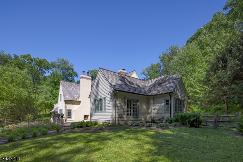 Bernardsville Mountain - Residential
