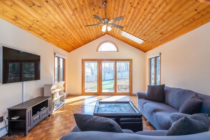 Shongum Lake - Residential