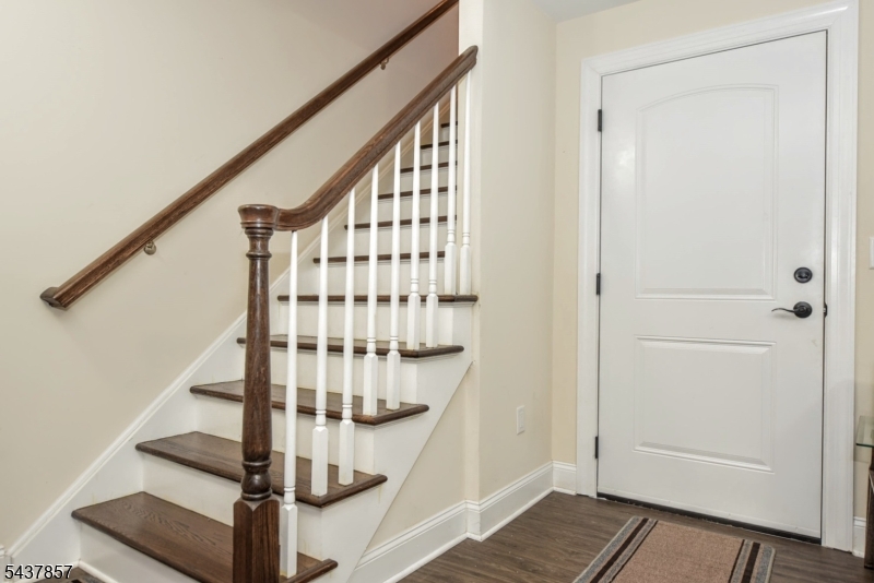 Heights Cliff Condo - Residential