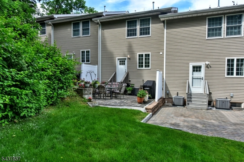 Heights Cliff Condo - Residential