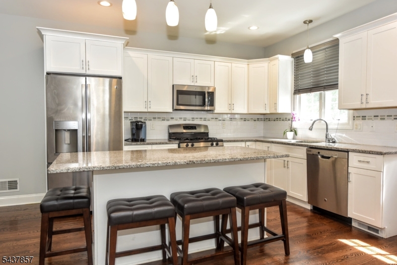 Heights Cliff Condo - Residential