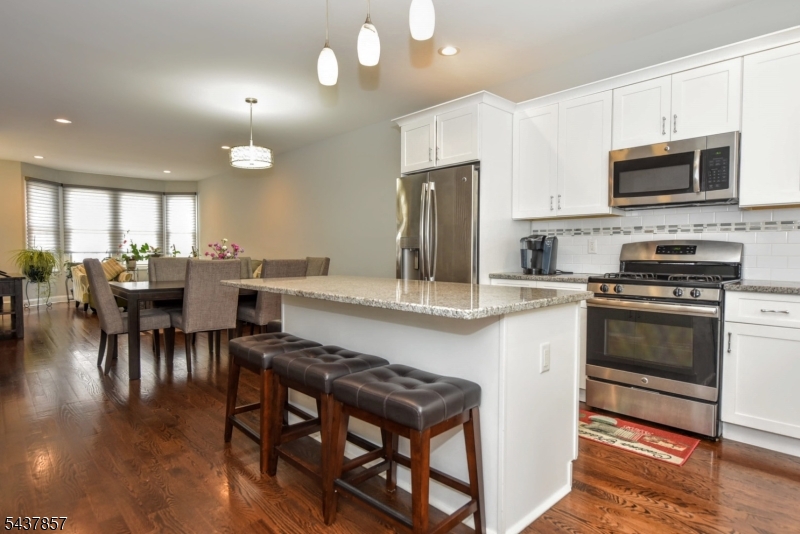Heights Cliff Condo - Residential