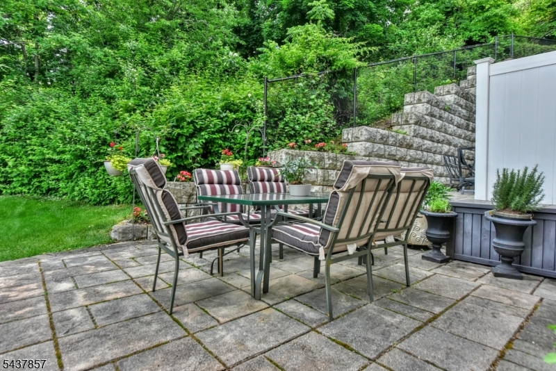 Heights Cliff Condo - Residential