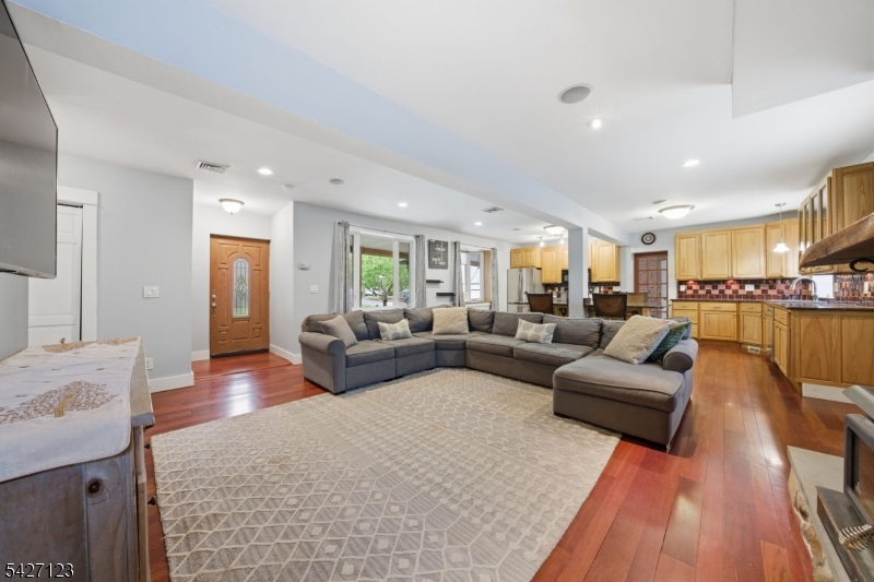 White Meadow Lake - Residential