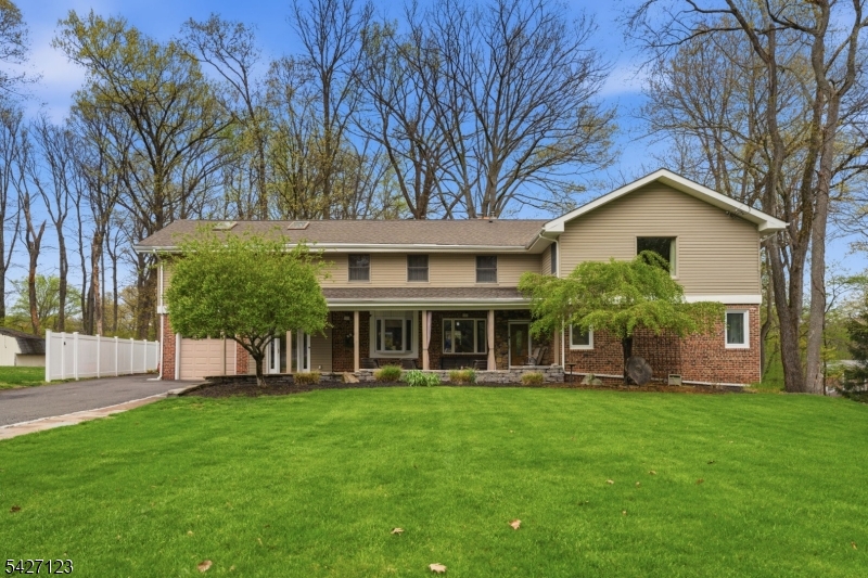 White Meadow Lake - Residential