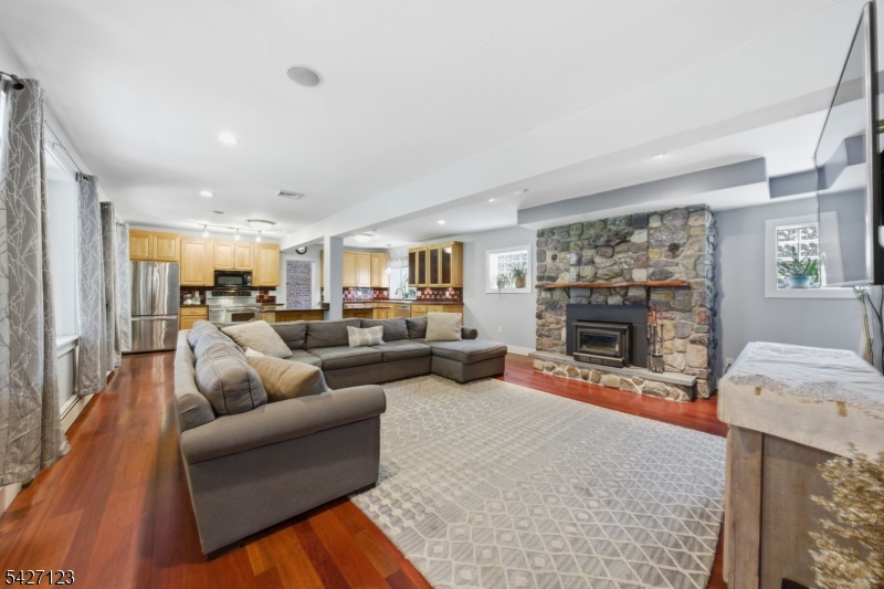 White Meadow Lake - Residential