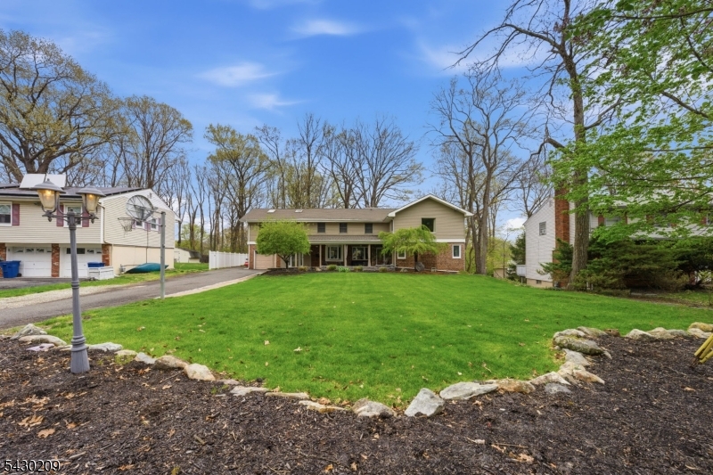 White Meadow Lake - Residential