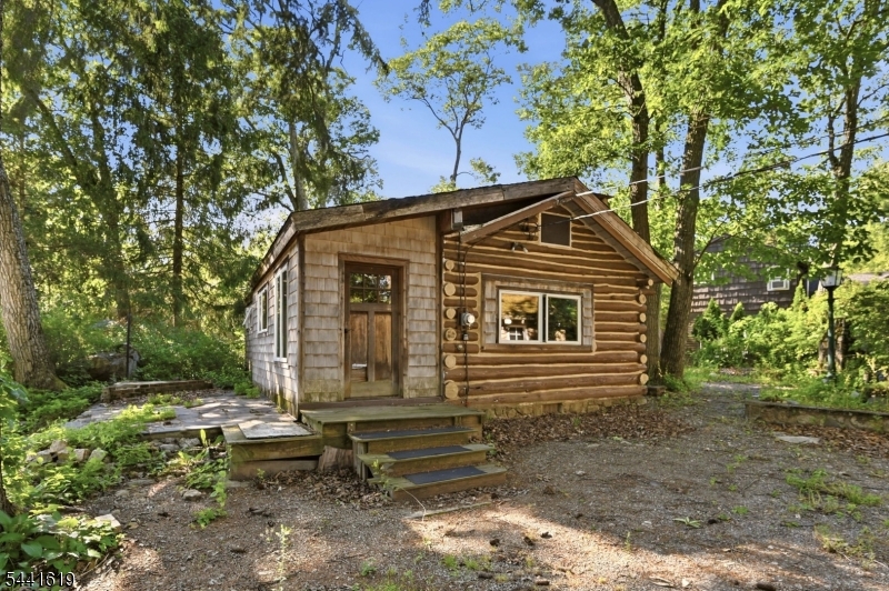 Shady Lake - Residential