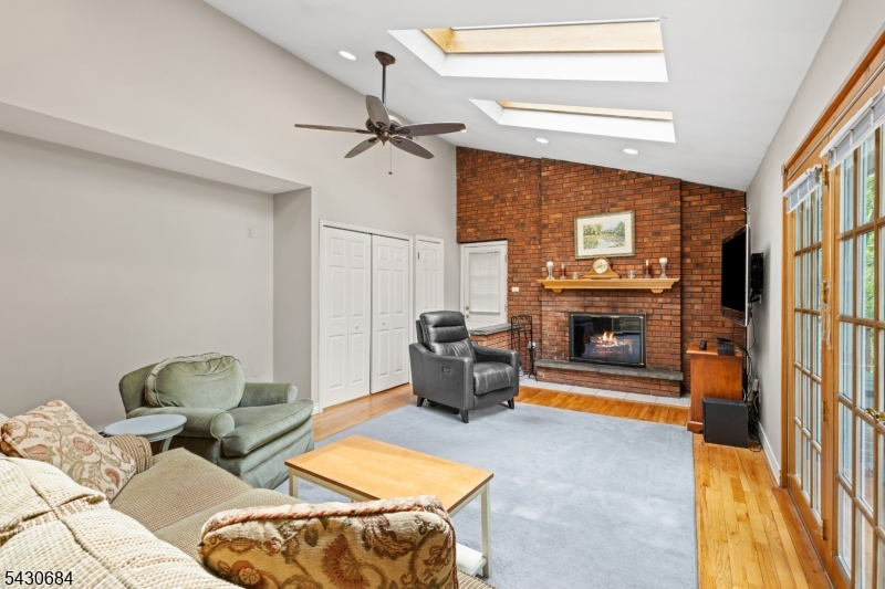 Stonetown Sec/ Lake Riconda - Residential