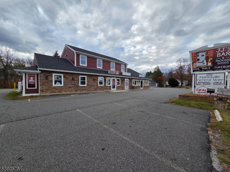 Great opportunity to run your restaurant/cafe out of this highway location.  Prepped and ready for any deli, pizzeria or cafe that this area is looking for.  Fully renovated with little prior use to floor offers a clean start to any business owner.  PA and NY commuters pass daily and travelers as well.  Plenty of parking shared on lot but you have a outdoor patio dining area in rear of this location.  Come make this a staple of the community.