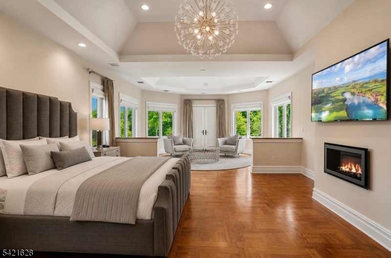 BEL AIR WOODS - Residential